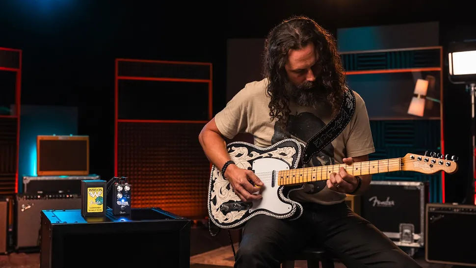 fender waylon jennings telecaster being played by his son Shooter Jennings.