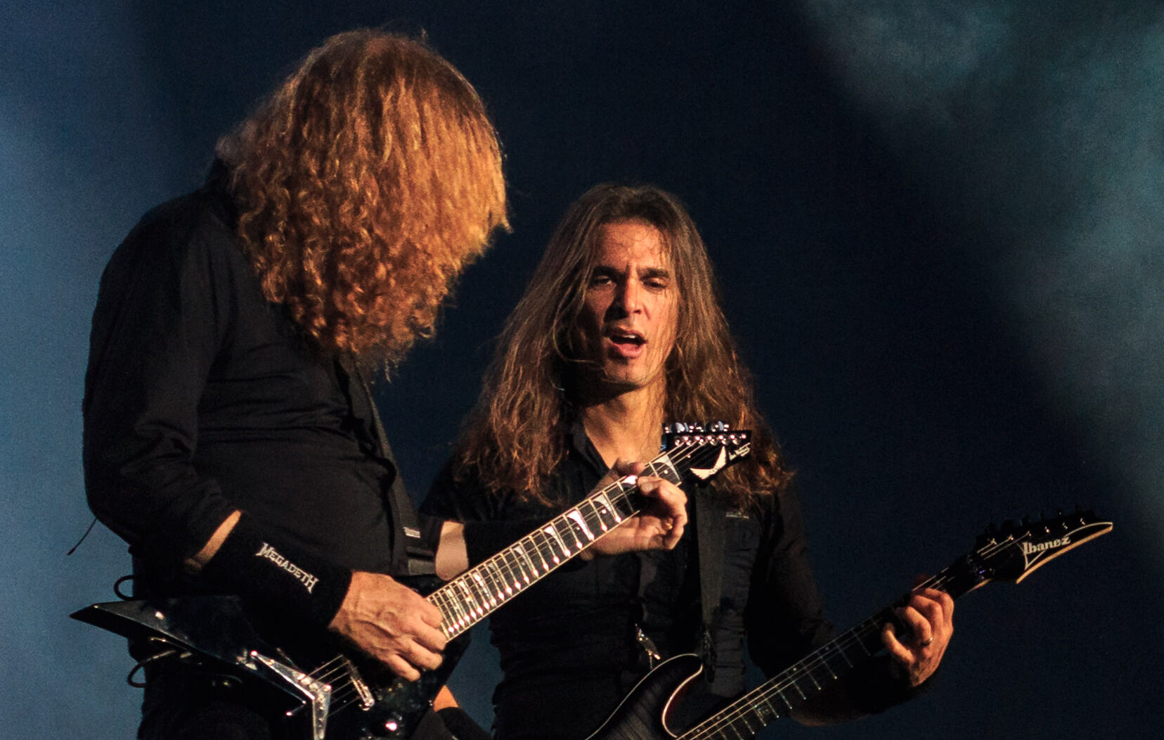 Dave_Mustaine_and_Kiko_Loureiro_live_in_London_2018-06-16
